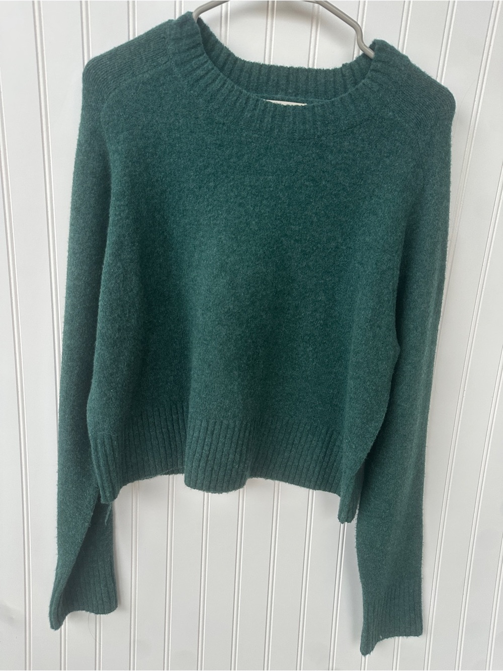 Universal Thread Women's Teal Crewneck Sweater